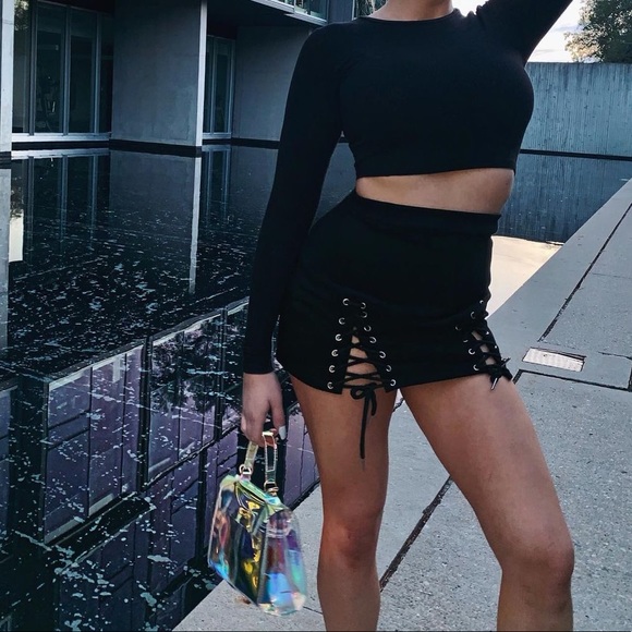 Sultury Black faux-suede mini skirt - Picture 1 of 4